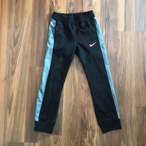 Nike Therma fit warm up pants